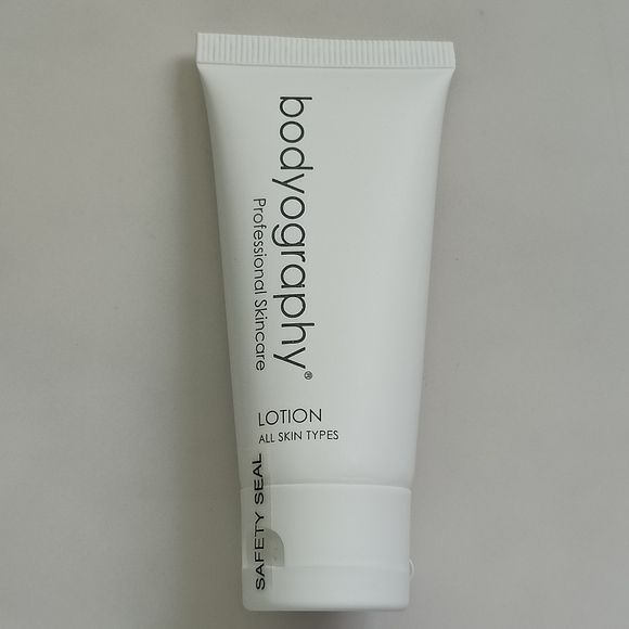 BODYOGRAPHY Other - FREE WITH ANY PURCHASE NEW BODYOGRAPHY PROFESSIONAL SKINCARE LOTION TRAVEL SIZE